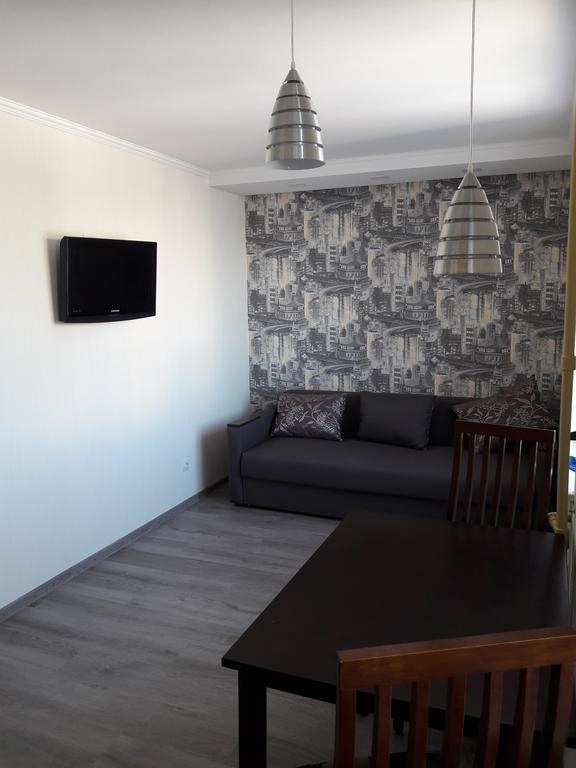 Апартаменти Apartmens Near Metalist Харків Екстер'єр фото
