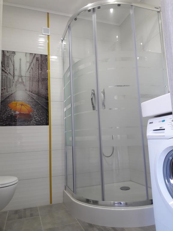 Апартаменти Apartmens Near Metalist Харків Екстер'єр фото